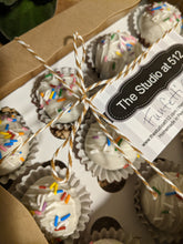 Load image into Gallery viewer, Cakeballs, Assorted Flavors