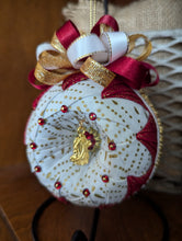 Load image into Gallery viewer, Ornament, Vintage Santa