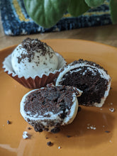 Load image into Gallery viewer, Cakeballs, Assorted Flavors