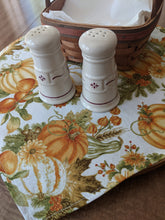 Load image into Gallery viewer, Table scarf, Fall pumpkins
